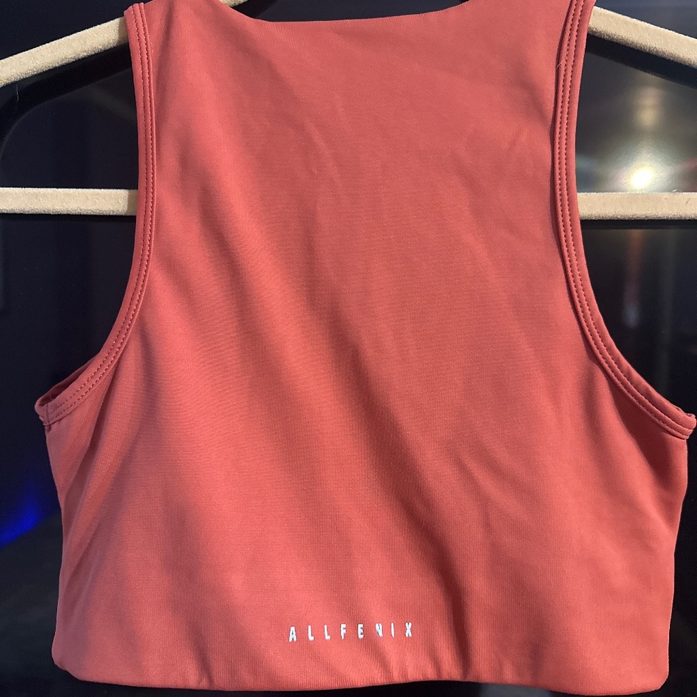 Allfenix Womens size medium sports bra